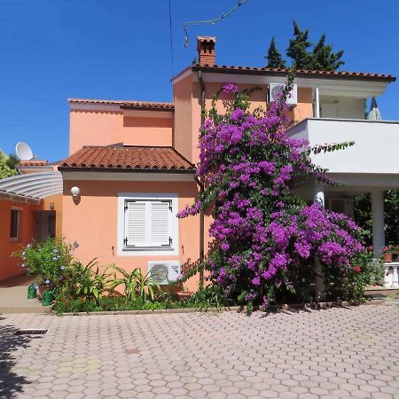 Apartments In Premantura/Istrien 34773 Buitenkant foto