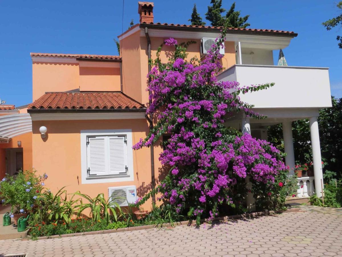Apartments In Premantura/Istrien 34773 Buitenkant foto